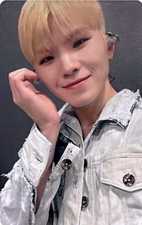 MINI9 yzy E 簽售卡 