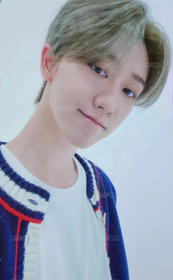 2022 SEASON’S GREETINGS 年曆卡 22‘ 正面