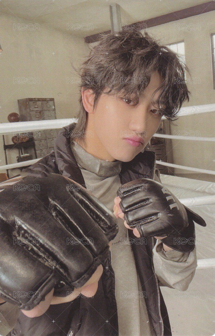 MINI10 專輯卡 ｜FIGHT FOR MY LIFE ver. 正面