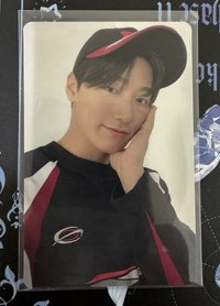 帽子網美牙齒痛拍照法