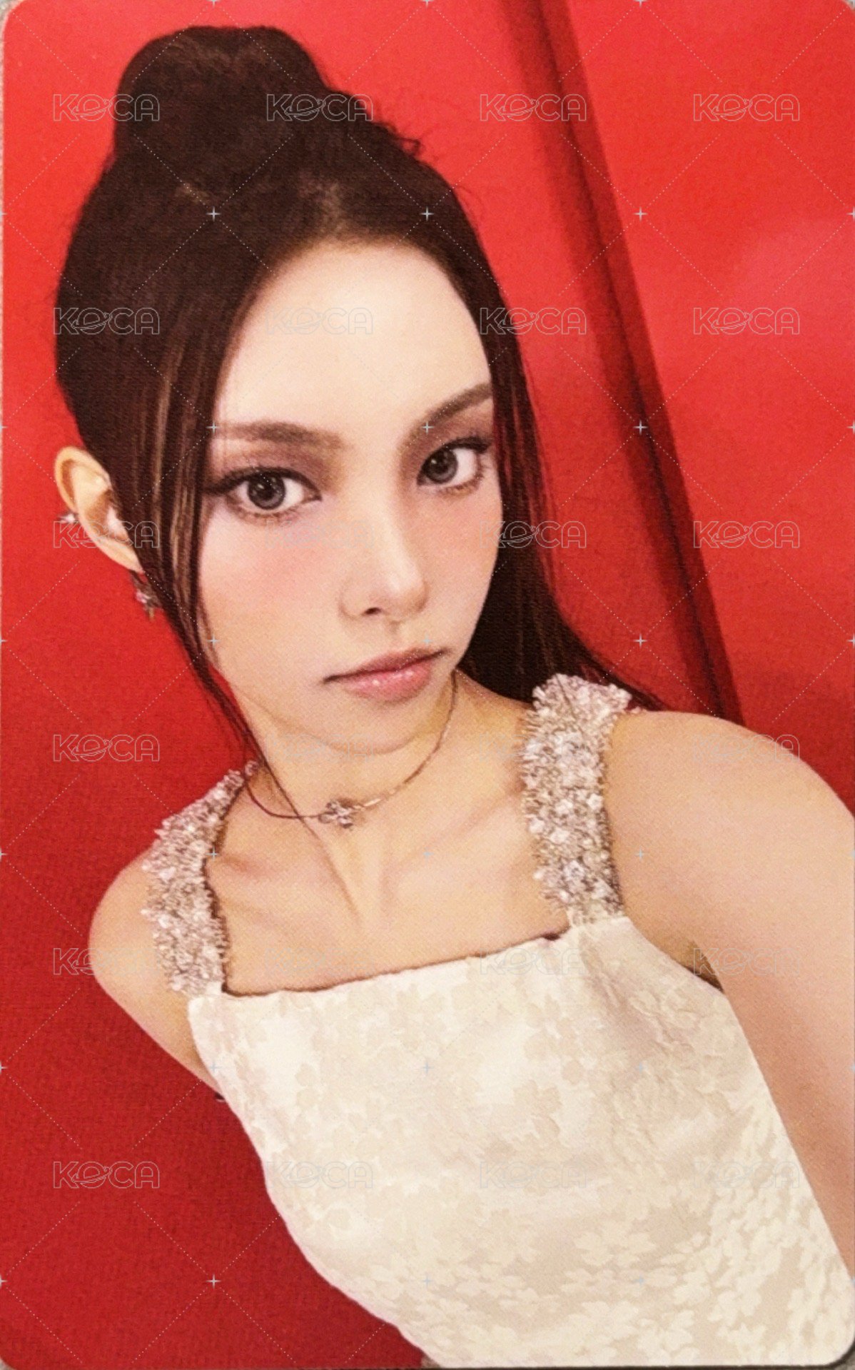 bomb 專輯卡 電子專 B ver. 正面