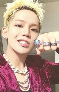 THE SECOND STEP:CHAPTER TWO 專輯卡 亮綠 Ver.
