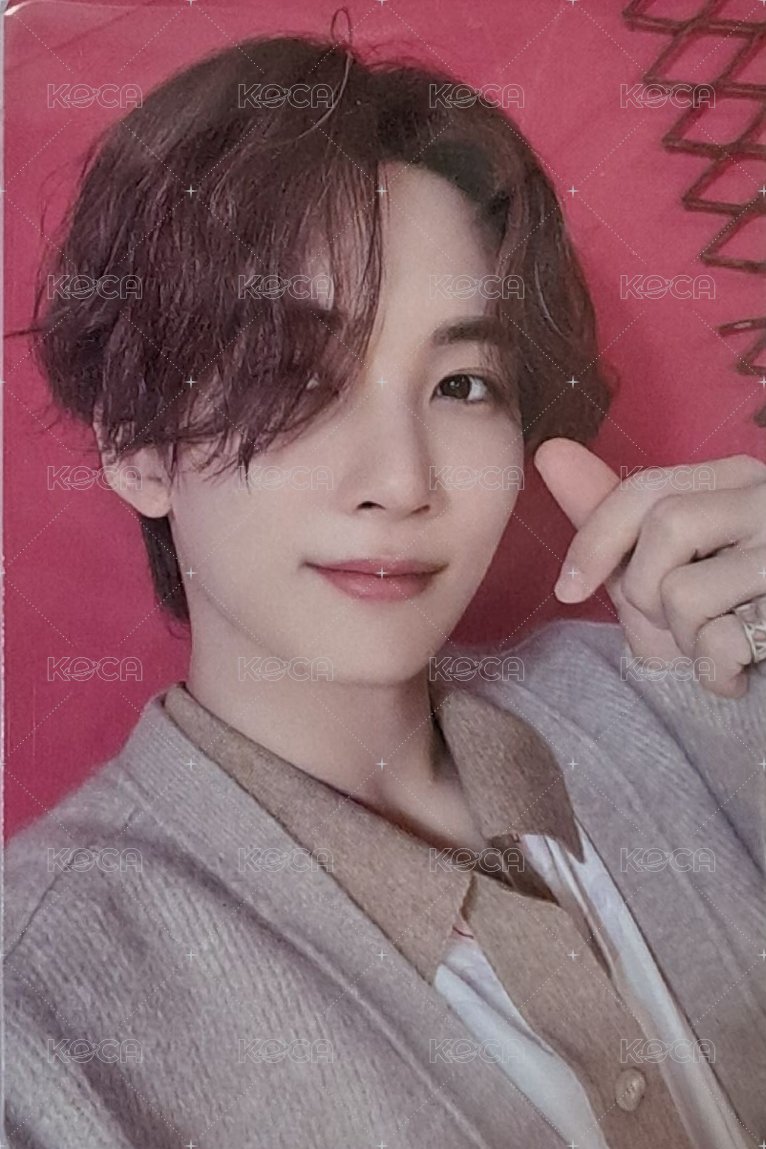 NOT ALONE 專輯卡 A ver. 正面