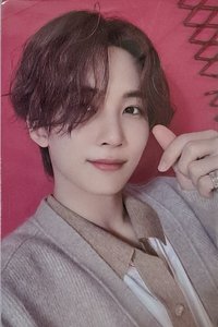 NOT ALONE 專輯卡 A ver.