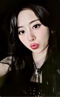 UNFORGIVEN yzy 幸運卡 4.0