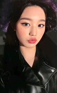 ELEVEN yzy 1.0 簽售卡 