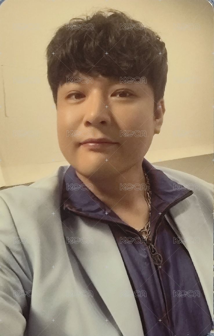 SMCU 2021 專輯卡  正面