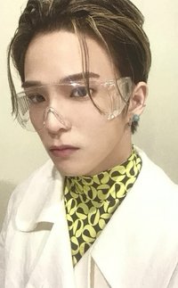 THE SECOND STEP:CHAPTER TWO 專輯卡 亮綠 Ver.