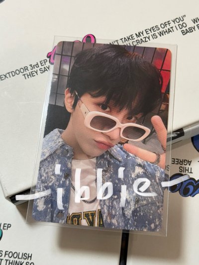 BOYNEXTDOOR 雲鶴 19.99 一直娛yzy3.0 墨鏡嘟嘴