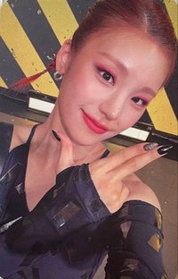 GUESS WHO FanU 預售 特典卡 