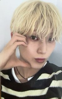 正二後續 yzy 4.0 特典卡 