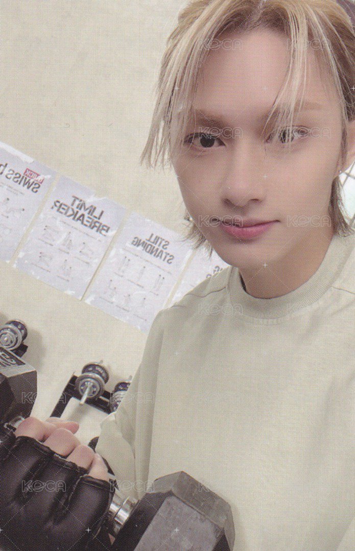 MINI10 專輯卡 ｜FIGHT FOR MY LIFE ver. 正面