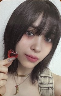 BORN TO BE 專輯卡 普版
