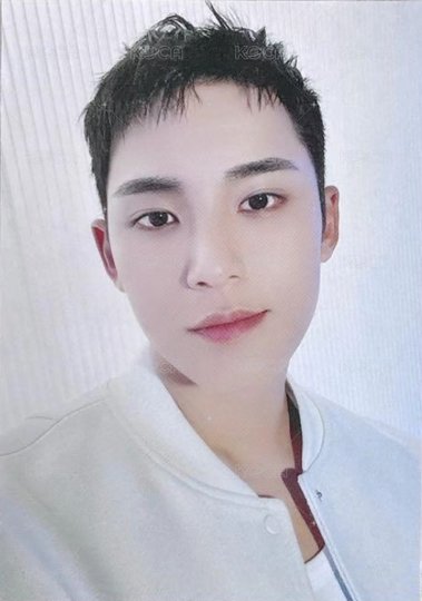 FOLLOW AGAIN 周邊卡 日巡防曬衣卡 正面