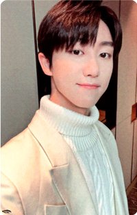 MINI9 yzy G 簽售卡 