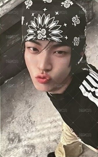 Play Hard wvs 簽售卡  正面