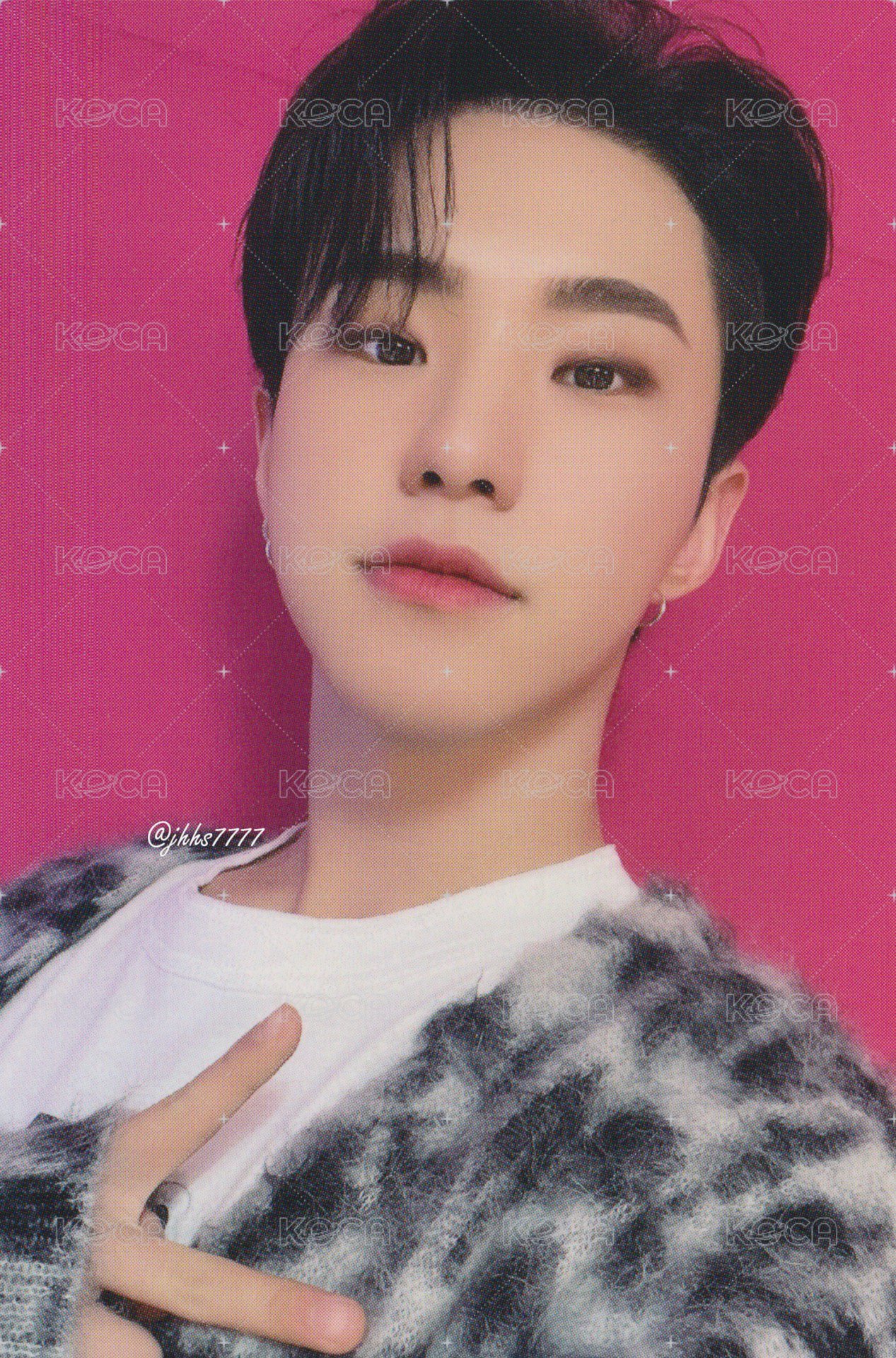 NOT ALONE 專輯卡 ｜通常ver. 正面