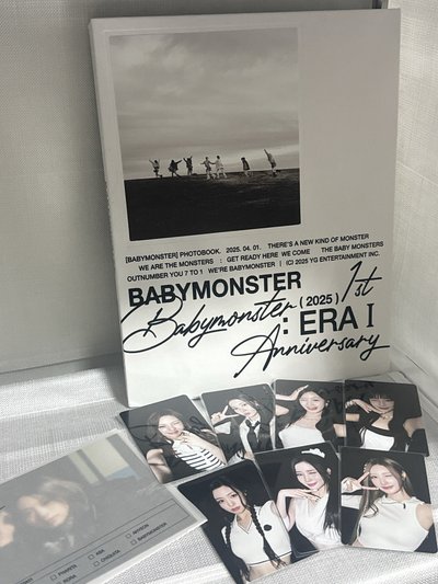 😈寶怪一週年寫真書 