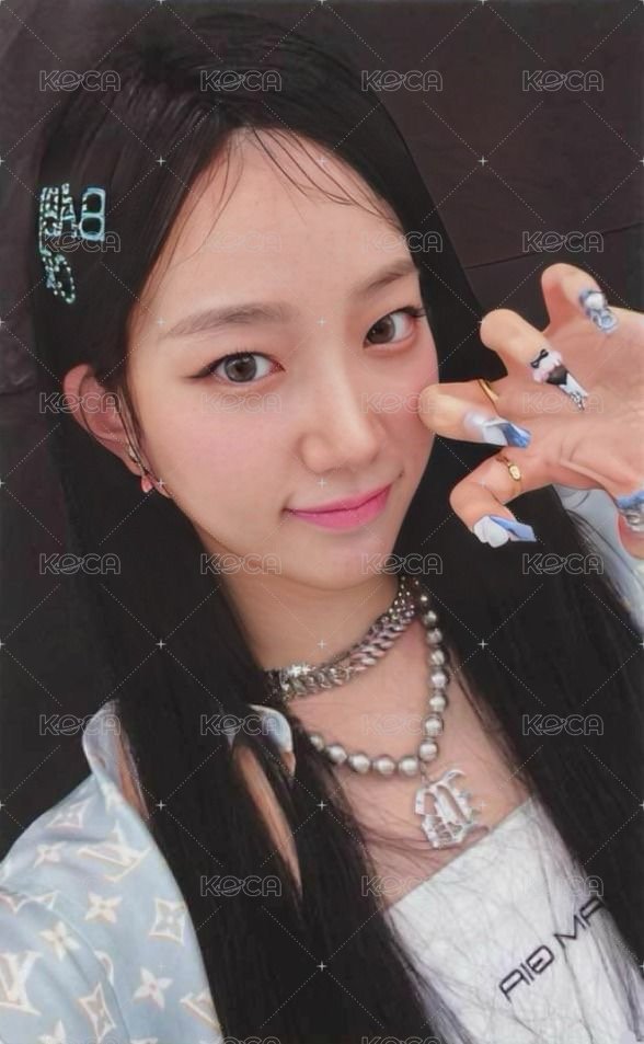 EASY wvs 預售 特典卡  正面