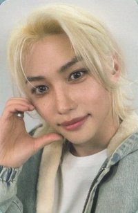 4th FM 釜山快閃店 周邊卡 娃用行李箱