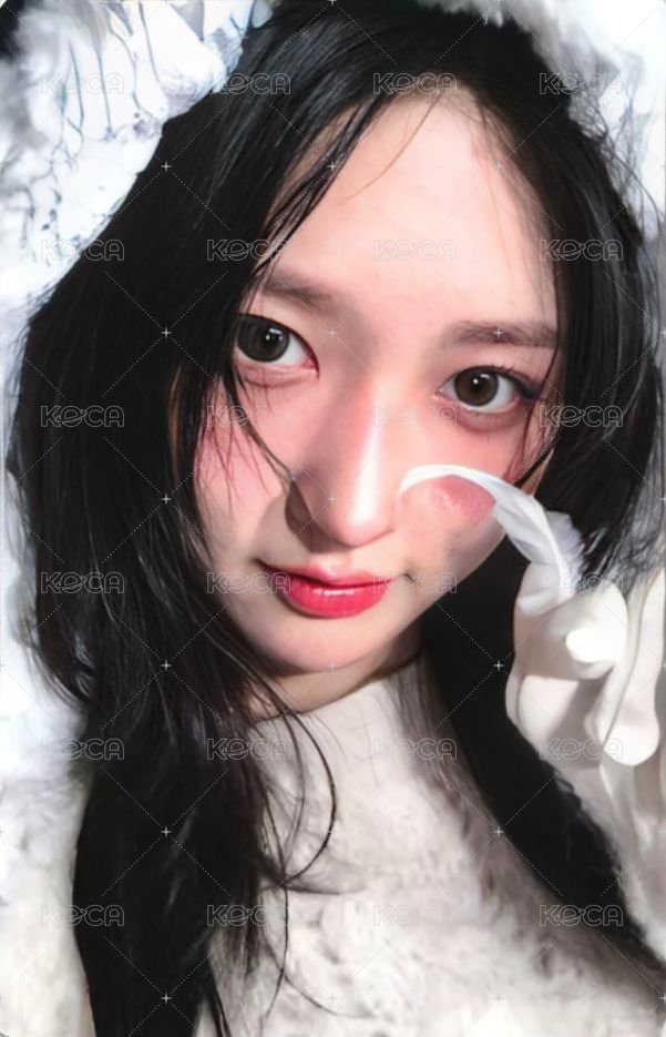 IVE EMPATHY am 1.0 特典卡 羽毛ver. 正面