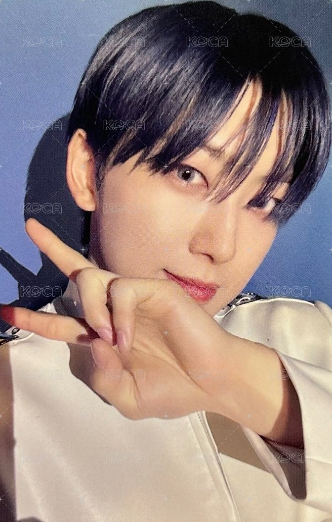 First Howling : NOW yzy 2.0 簽售卡 情人節 中文卡背 正面