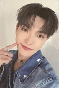 Not Okay 環球 特典卡 