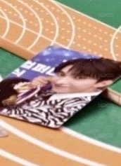 25‘克拉島 演唱會 DVD / CD 卡 回憶錄（待更新 正面