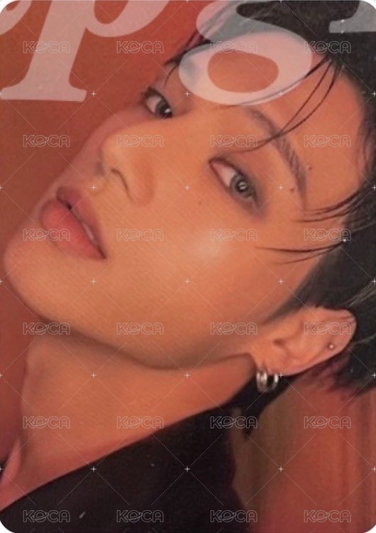 GOLDEN HOUR :  Part.3 In Your Fantasy 專輯卡 POCA RED ver. 正面