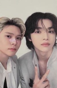 RIIZING LOUD 隨機卡 