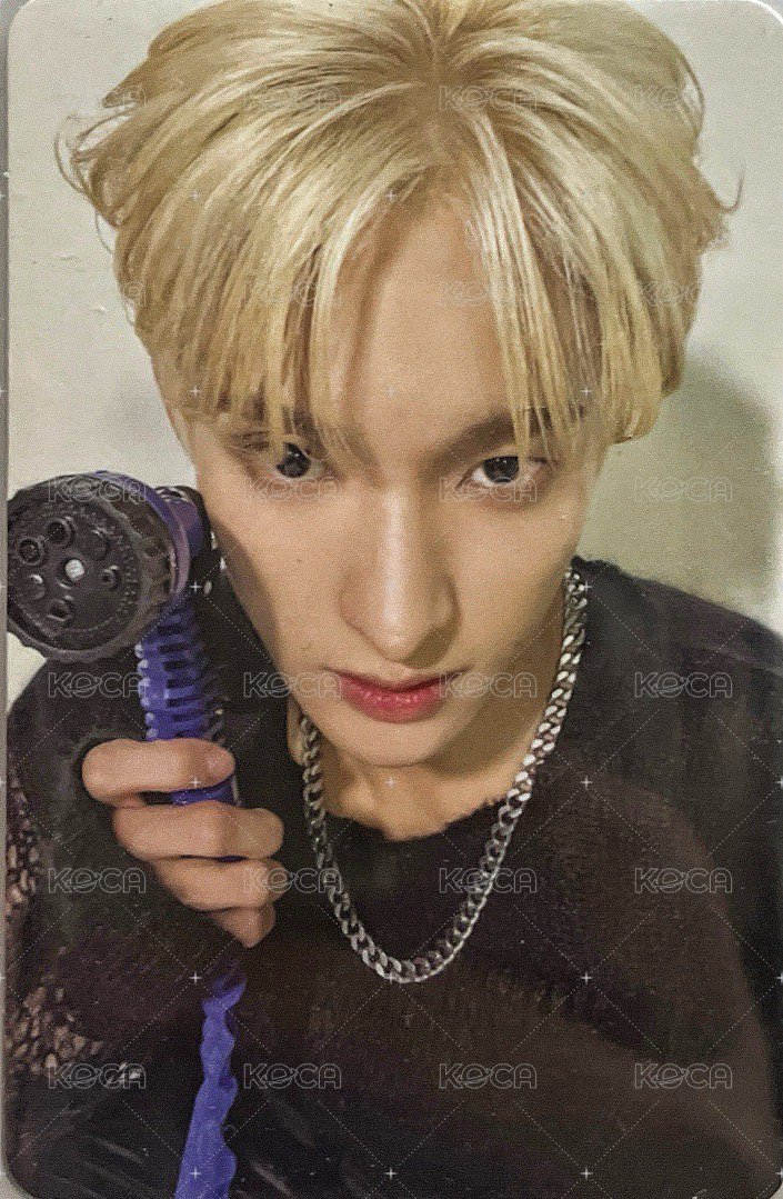 MINI12 專輯卡 ｜FEEL NEW ver. 正面