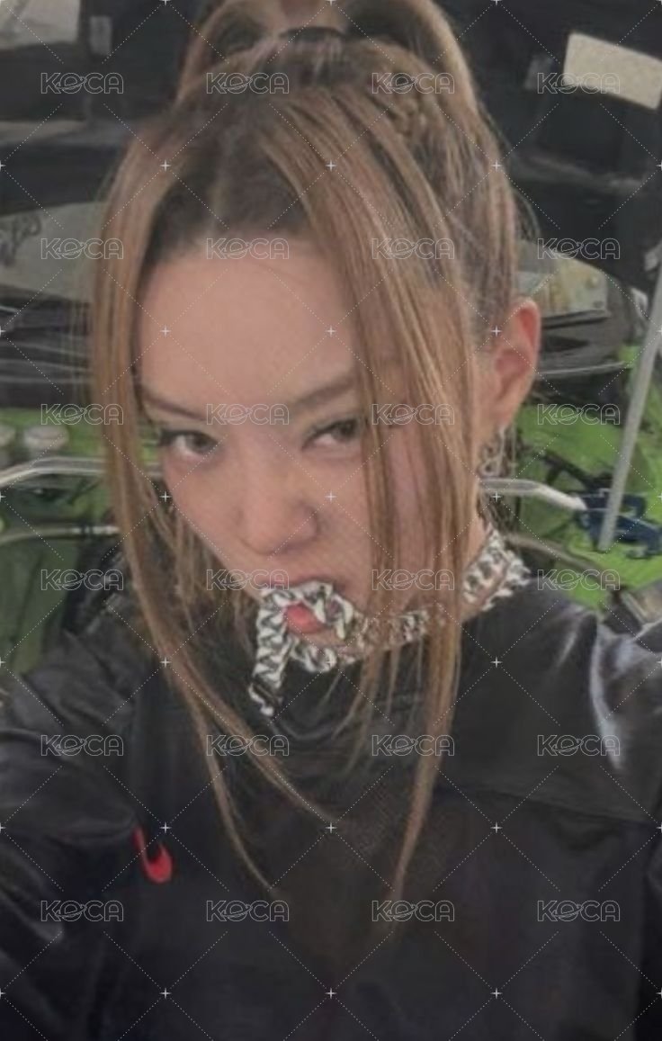 FAMOUS k4 幸運卡  正面