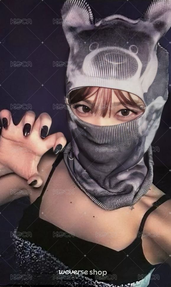 CRAZY wvs 特典卡 BALACLAVA ver.雙面卡 背面
