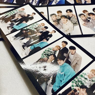 2022 SEASON’S GREETINGS 人生四格卡 