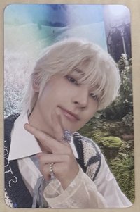 電子專卡 圓佑（右）