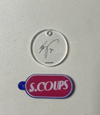 勝哲簽名、S.coups（不拆售）