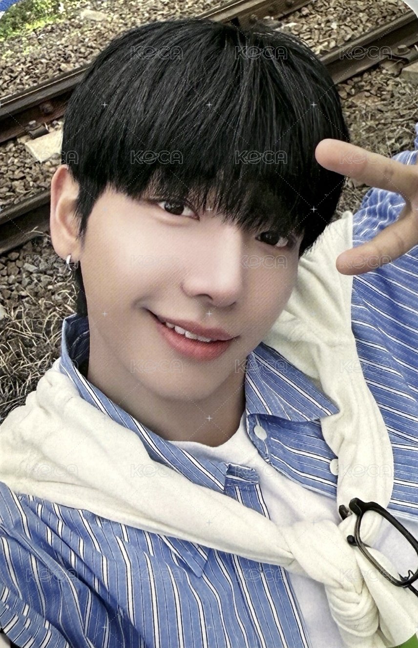 AND, 專輯卡 單封 正面