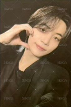 FOLLOW AGAIN 周邊卡 外套卡 正面