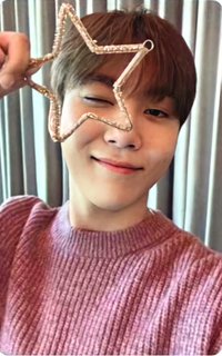 MINI9 yzy F 簽售卡 聖誕中文卡背