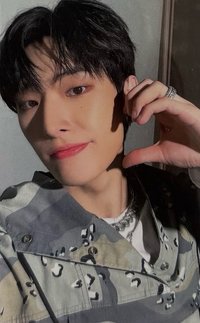 Not Okay 專輯卡 