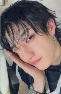 skzoo ver特典（須帶hmv或滿額卡則1)