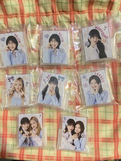 ive 吊飾 rei Liz 俞真 員瑛 秋天 李瑞