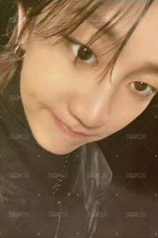 FOLLOW AGAIN 周邊卡 外套卡 正面