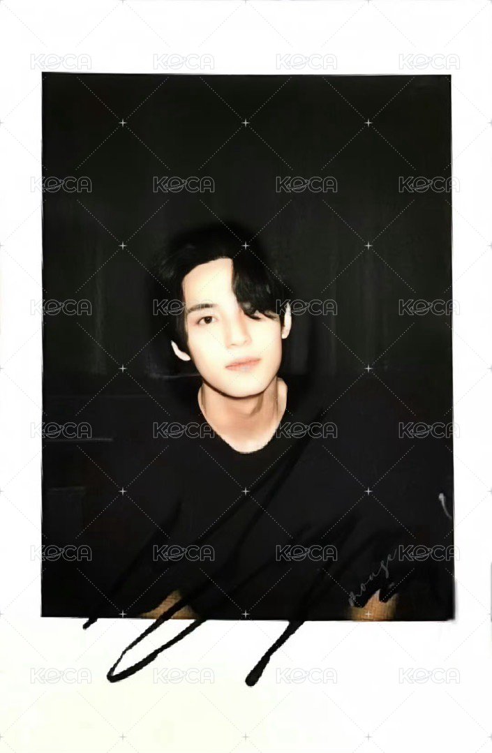 正四後續 yzy 特典卡 ｜一直娛復刻拍立得C 正面