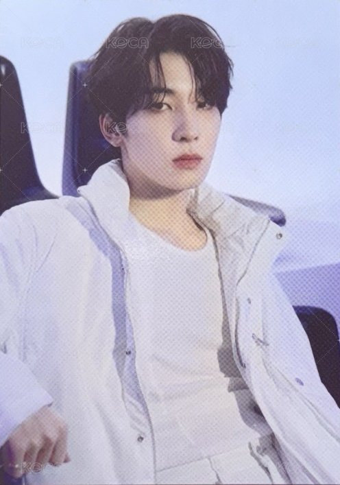 FOLLOW AGAIN 隨機卡 日巡卡包卡 正面