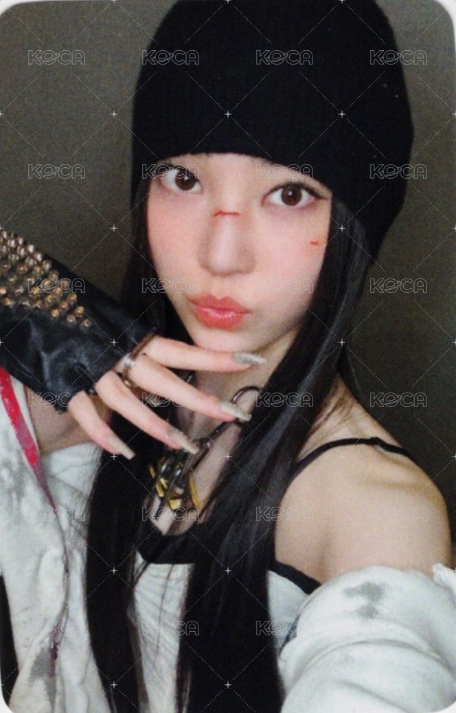 FAMOUS wm 預售 特典卡  正面