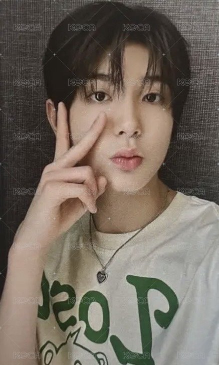 出道專 hmv 幸運卡  正面