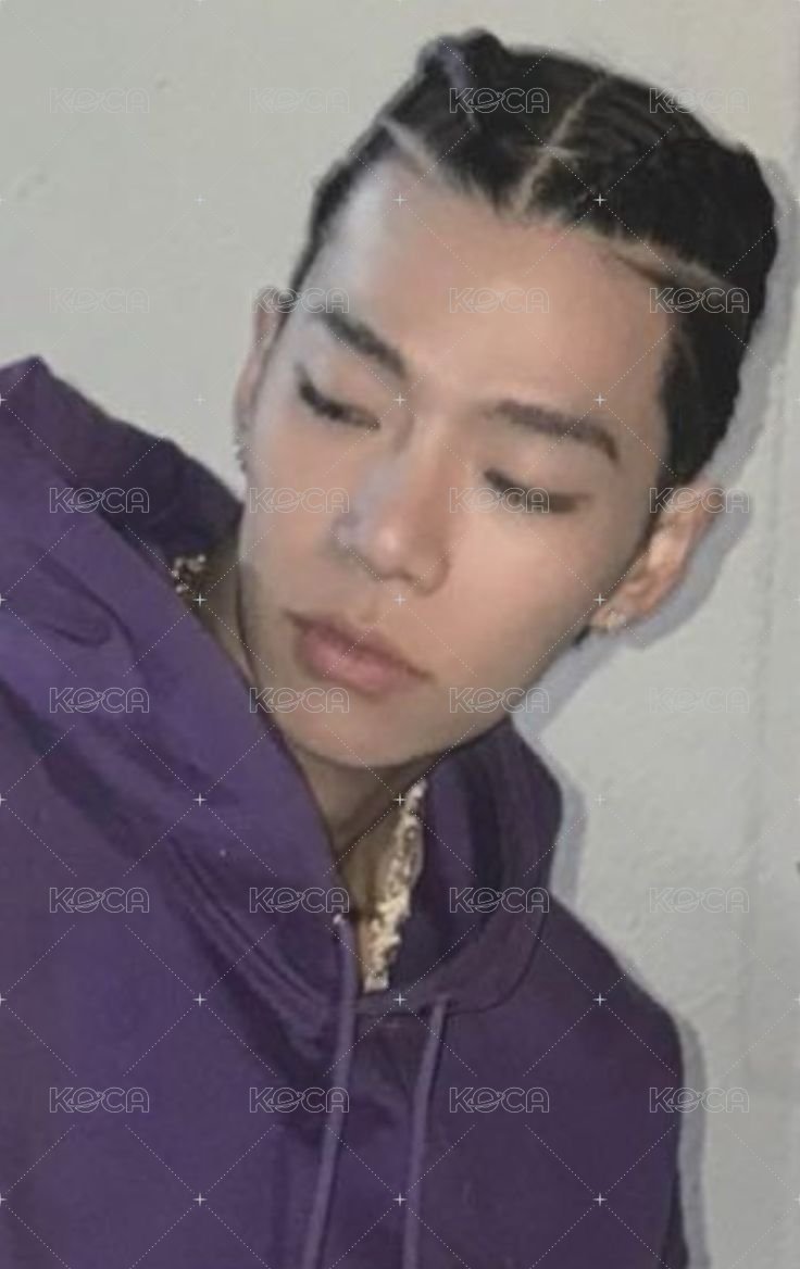 FAMOUS 專輯卡 WICKED ver. 正面