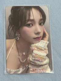 毛衣托臉