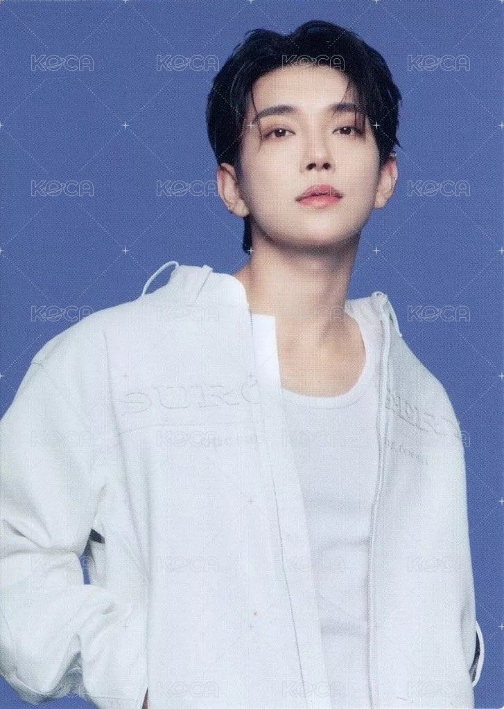 FOLLOW AGAIN 隨機卡  正面